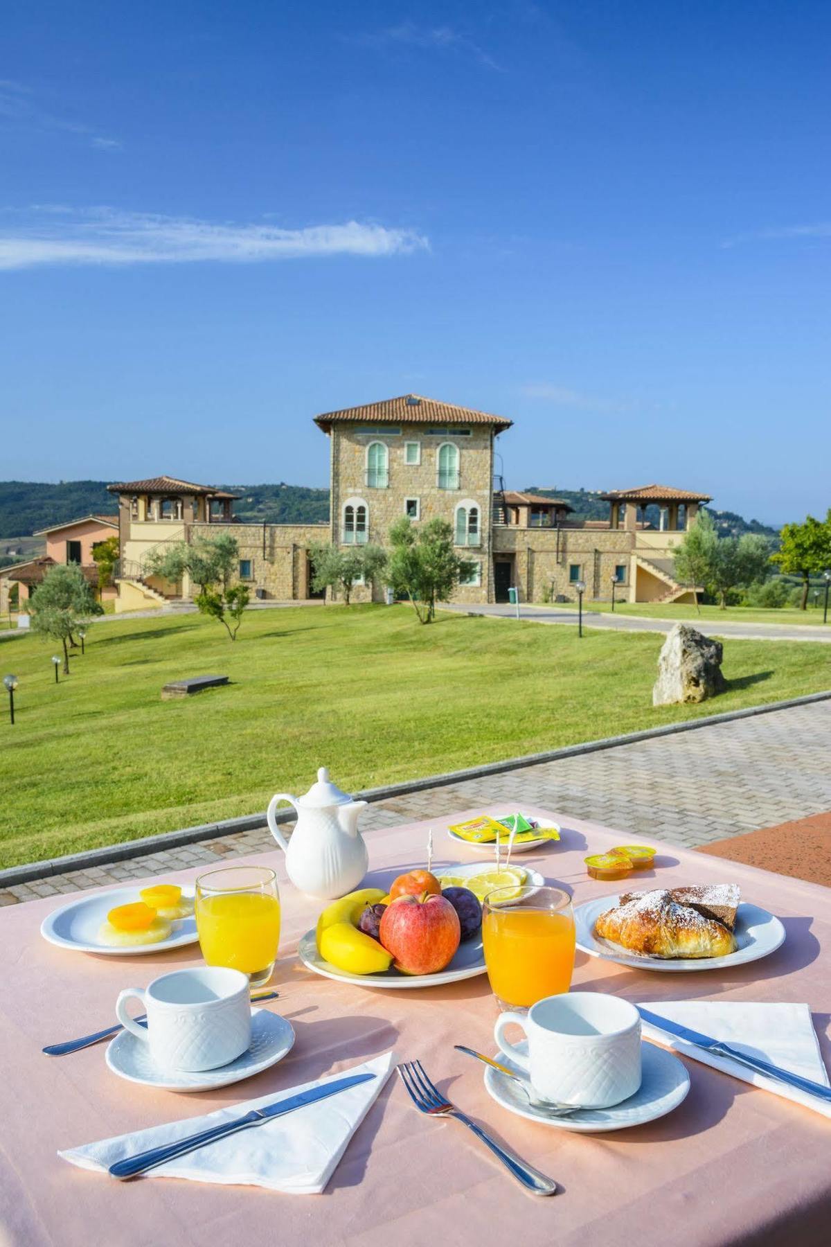 Pian Dei Mucini Resort Il Borgo マッサ・マリッティマ エクステリア 写真